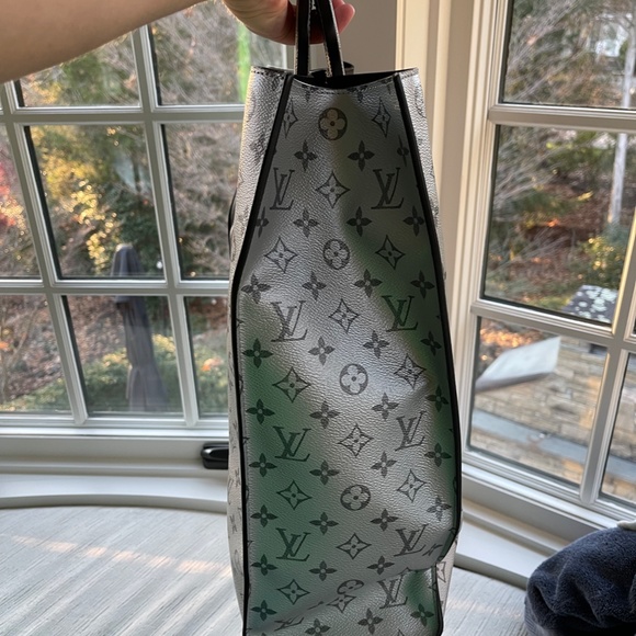 Louis Vuitton Tote SPLIT in Monogram Eclipse (RARE) - Picture 8 of 10